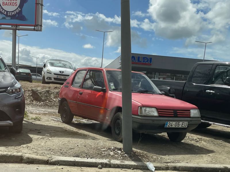 Peugeot 205 spotted in Elvas