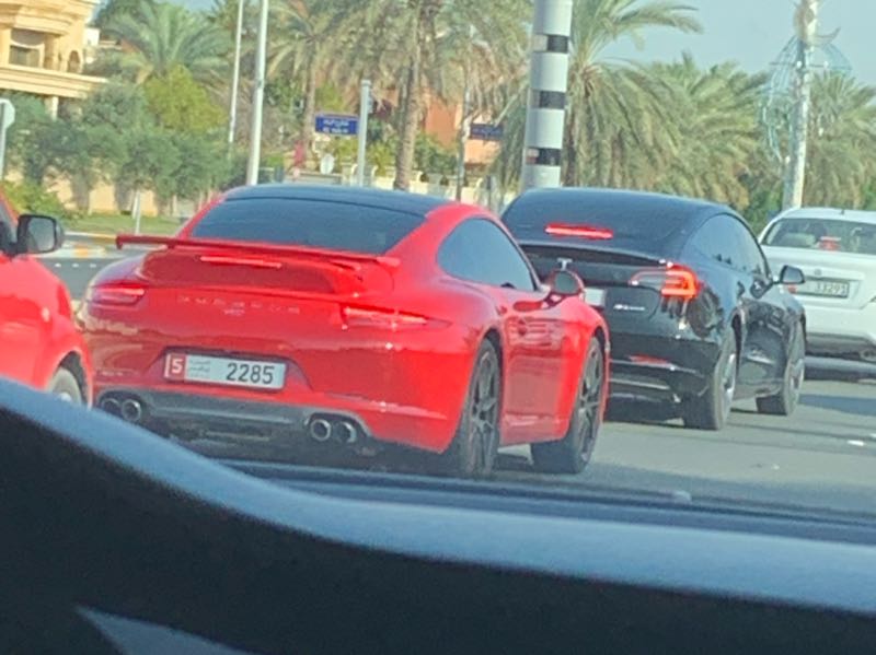 Porsche 911 (2017) spotted in Abu Dhabi, United Arab Emirates