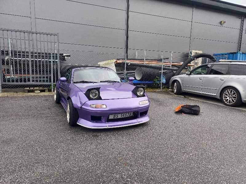 Mazda MX-5 Miata spotted in Førde