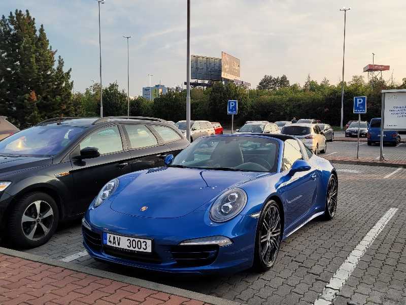 Porsche 911 spotted in Domažlice