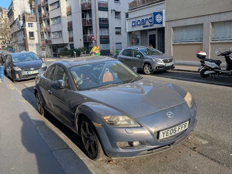 Mazda RX-8 (2006) spotted in Paris, France