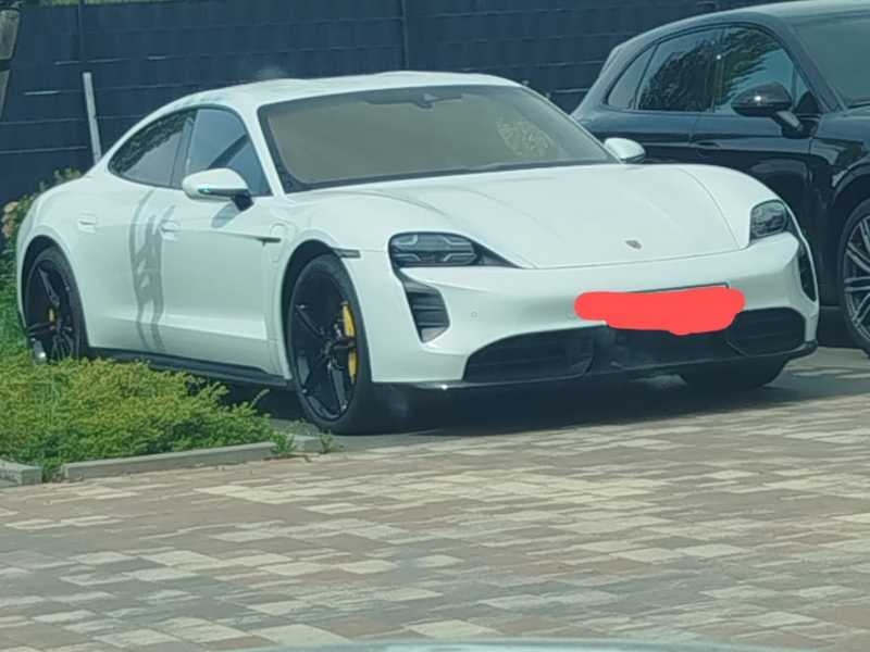 Porsche Taycan (2021) spotted in Karlsruhe, Germany