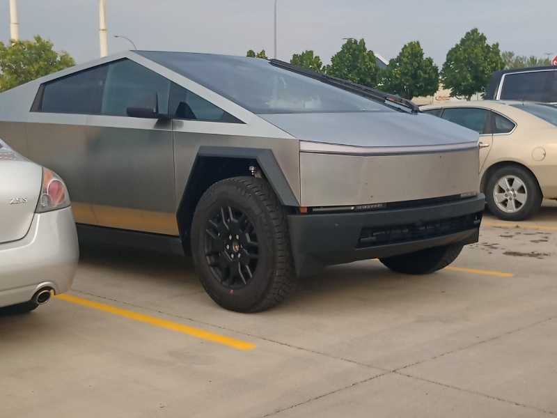 Tesla Cybertruck spotted in Fargo