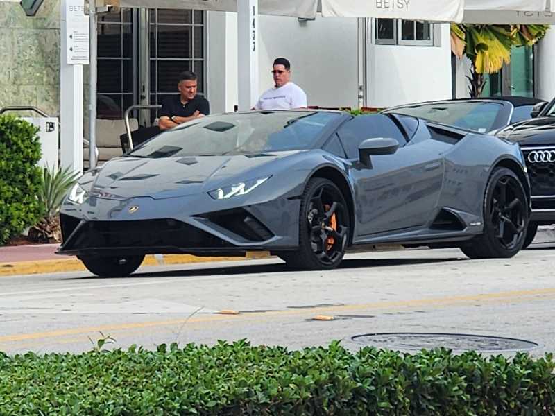 Lamborghini Huracán EVO spotted in Miami