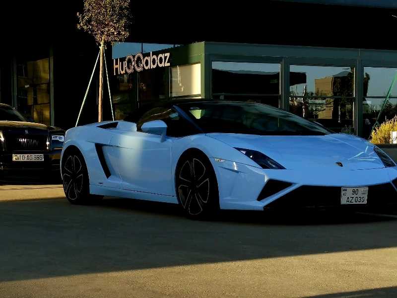 Lamborghini Gallardo Spyder spotted in Baku