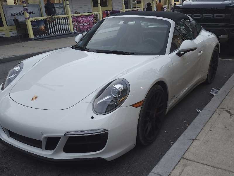 Porsche 911 spotted in Greensboro