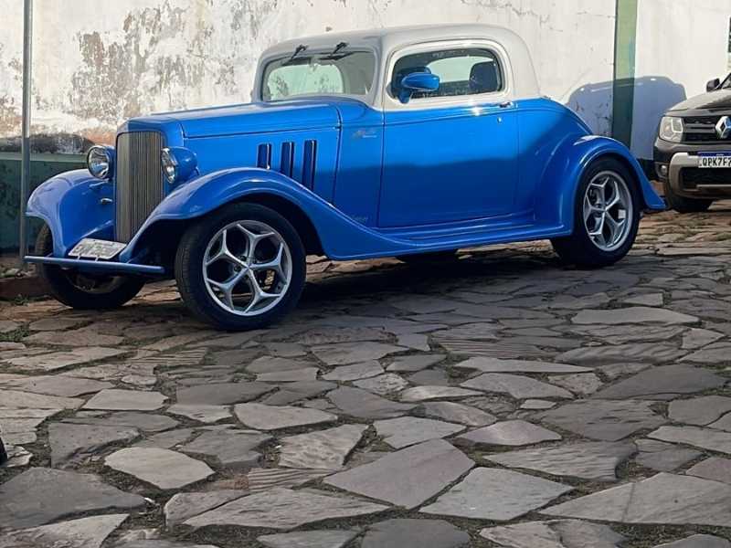 Chevrolet Master spotted in Goiânia