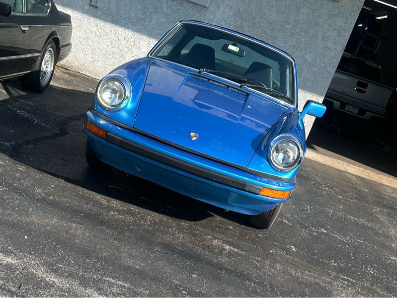 Porsche 911 spotted in Havertown