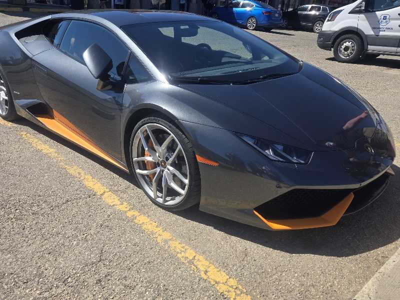 Lamborghini Huracán spotted in Red Deer
