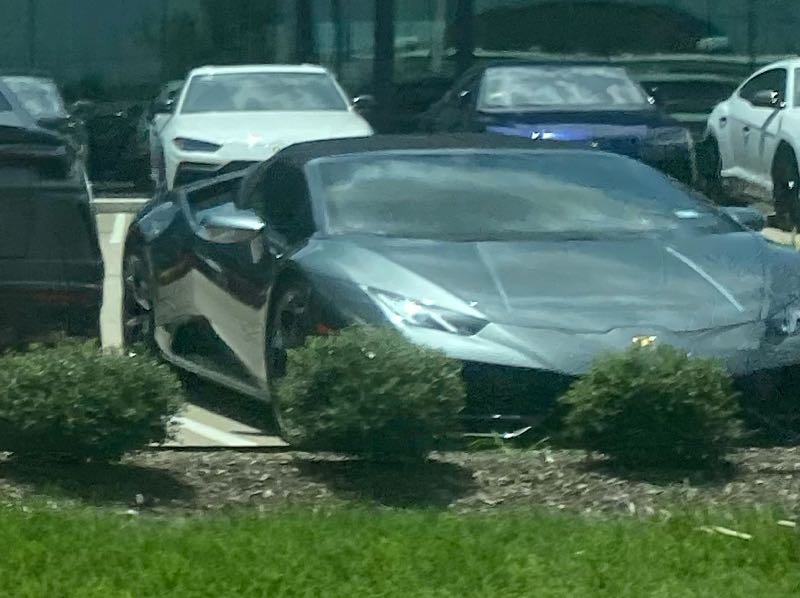 Lamborghini Huracán LP 610-4 spotted in Houston