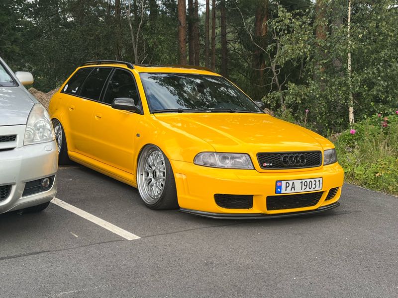 Audi RS4 Avant (2000) spotted in Oslo, Norway