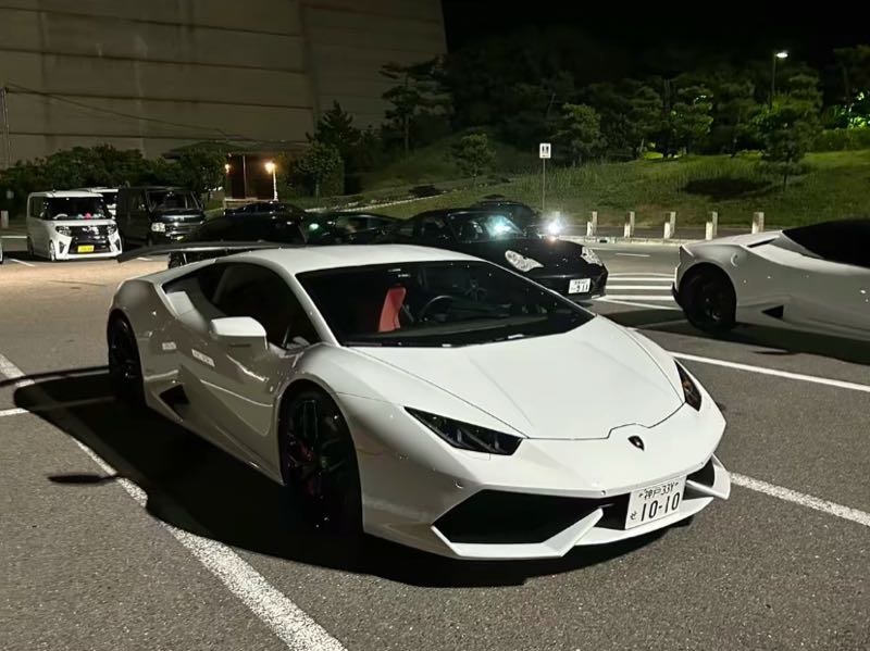 Lamborghini Huracán (2014) spotted in Chilliwack, Canada