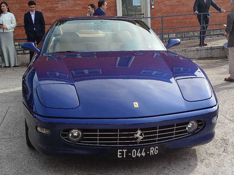 Ferrari 456 GT spotted in Saint-Laurent-la-Vernède