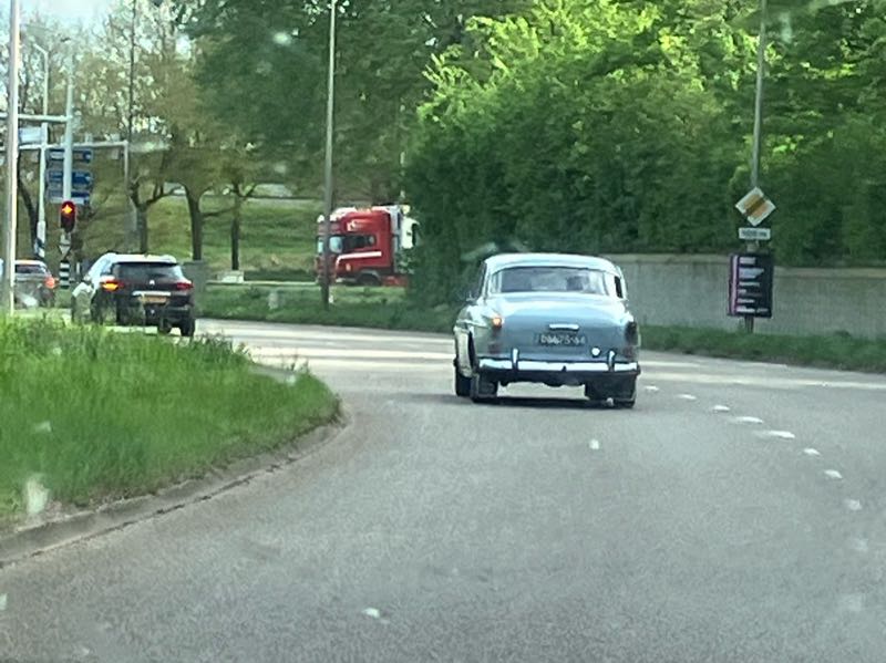Mercedes-Benz Ponton spotted in Hrymailiv