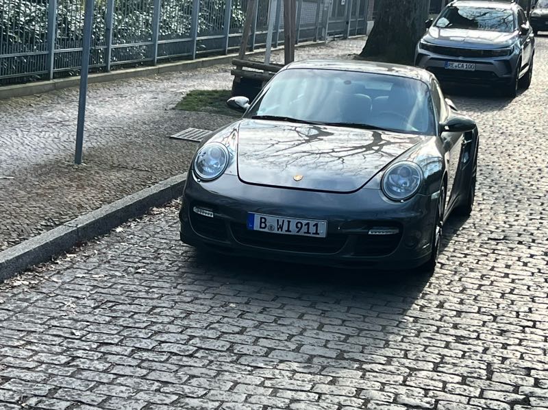Porsche 911 Turbo spotted in Potsdam