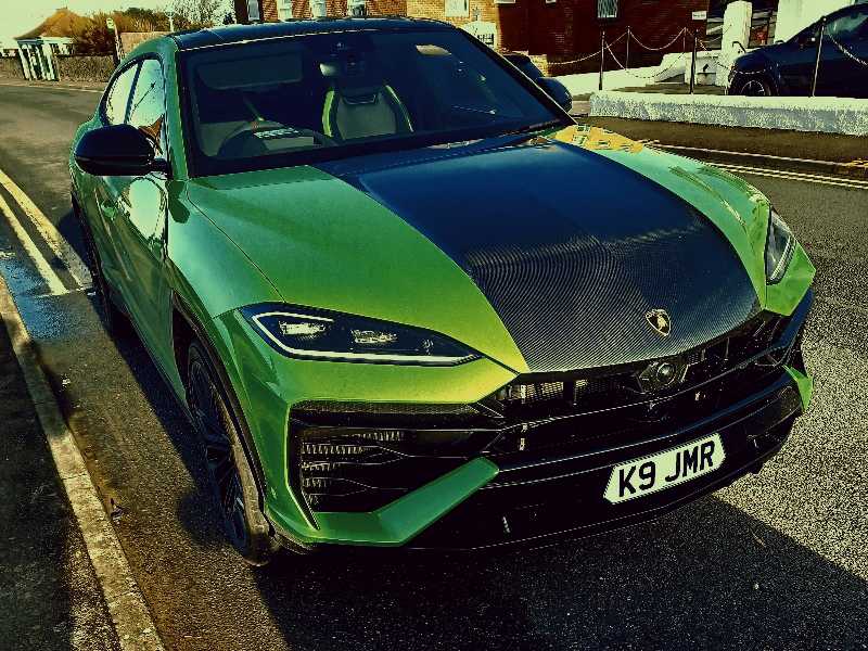 Lamborghini Urus spotted in Weston-super-Mare