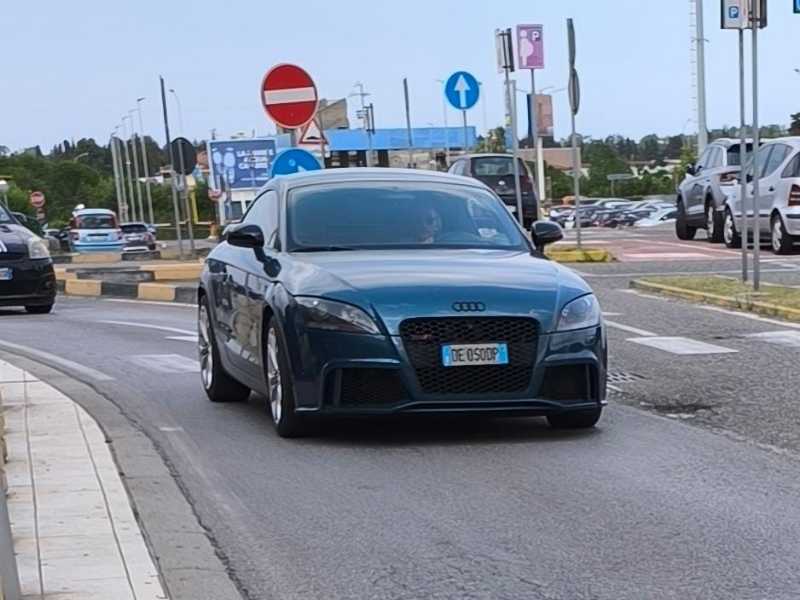 Audi TT RS spotted in Catanzaro