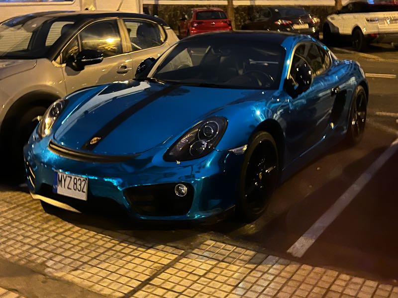 Porsche Cayman spotted in Arona