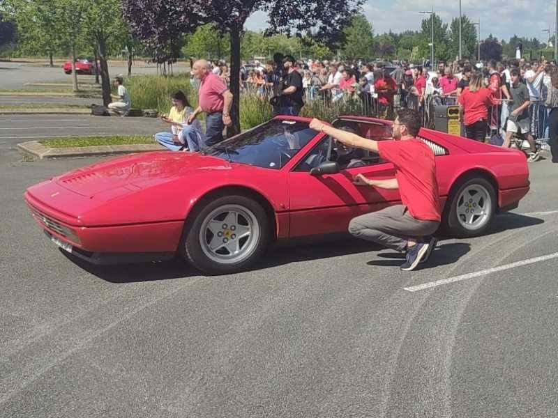 Ferrari 308 GTS spotted in Roanne