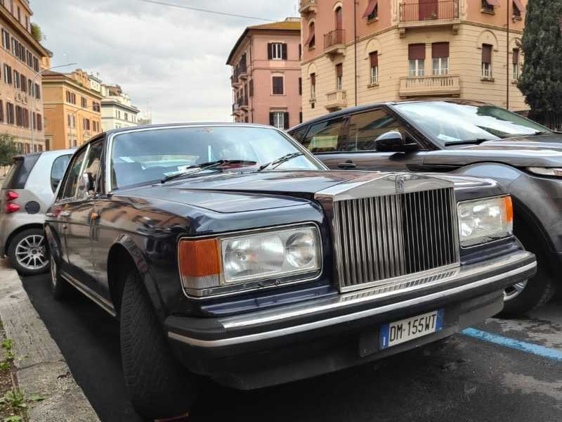 Rolls-Royce Silver Spur spotted in Rome