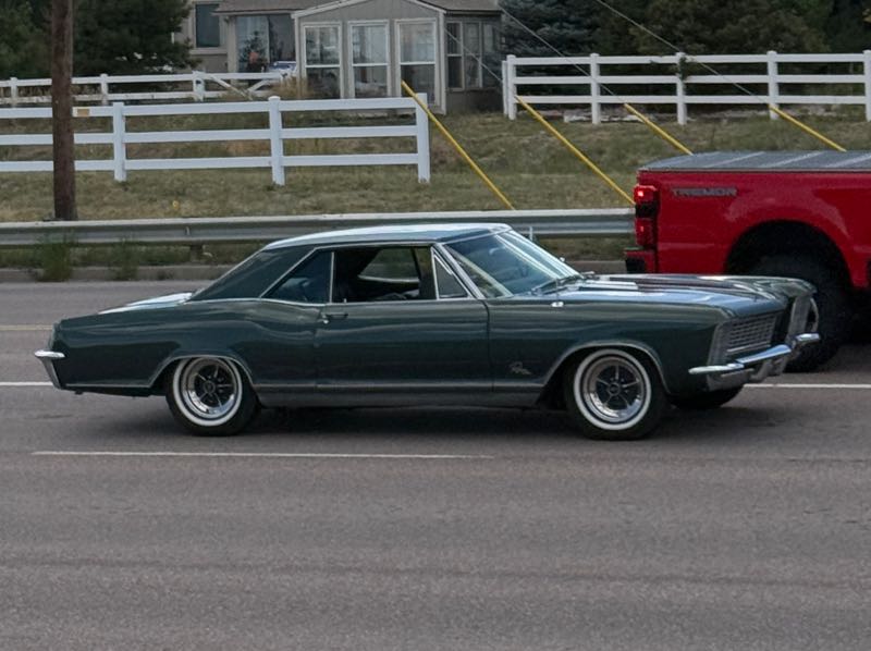 Buick Riviera spotted in Howard