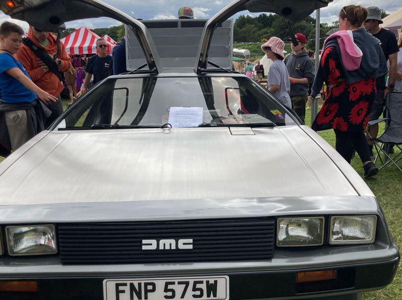 DMC DeLorean spotted in Saint Peters