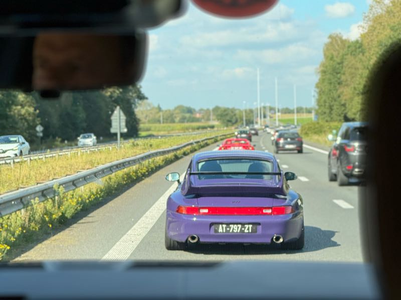 Porsche 911 (1995) spotted in Brugge, Belgium