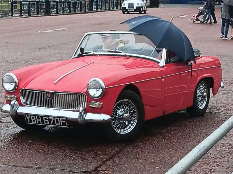 MG Midget spotted in London
