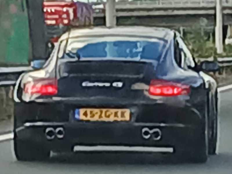 Porsche Cayman spotted in Delft