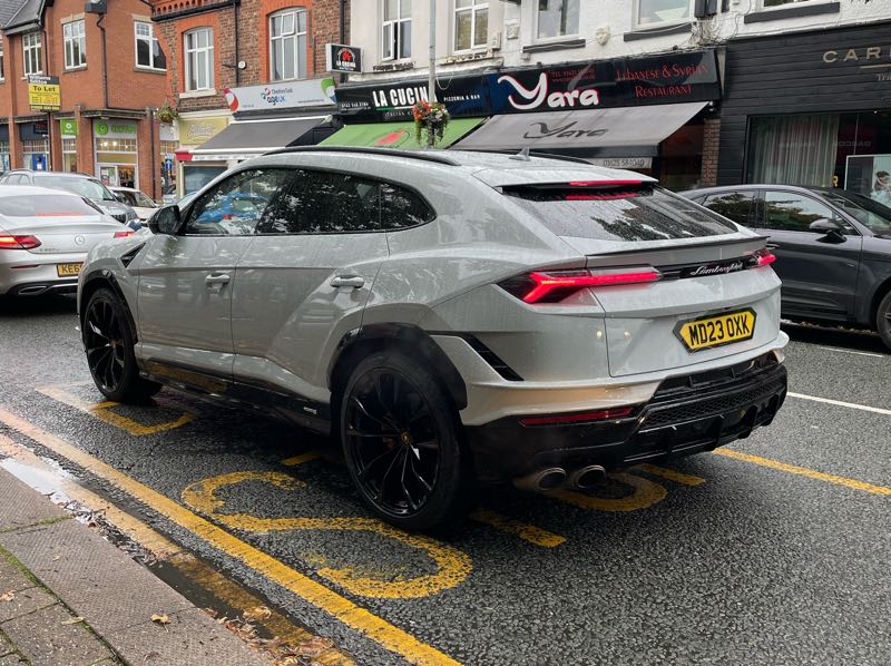 Lamborghini Urus (2023) spotted in Manchester, United Kingdom