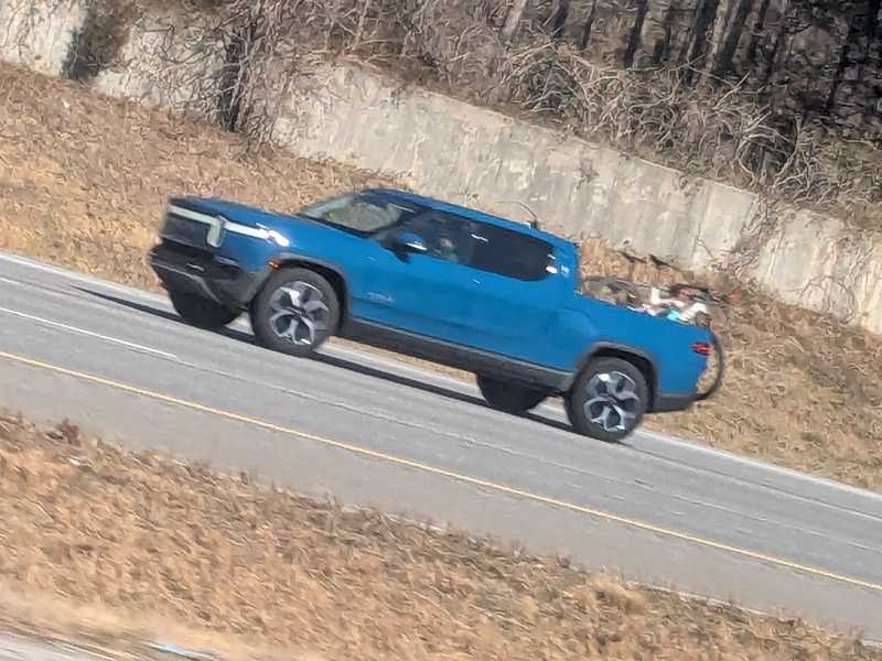 Rivian R1T spotted in Mechanicsville