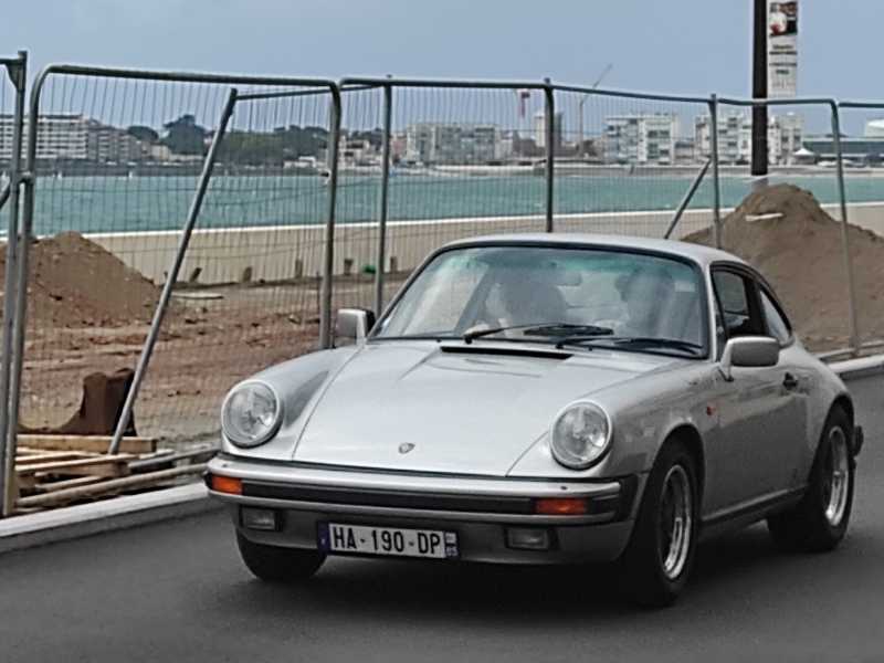 Porsche 911 spotted in Les Sables-d'Olonne