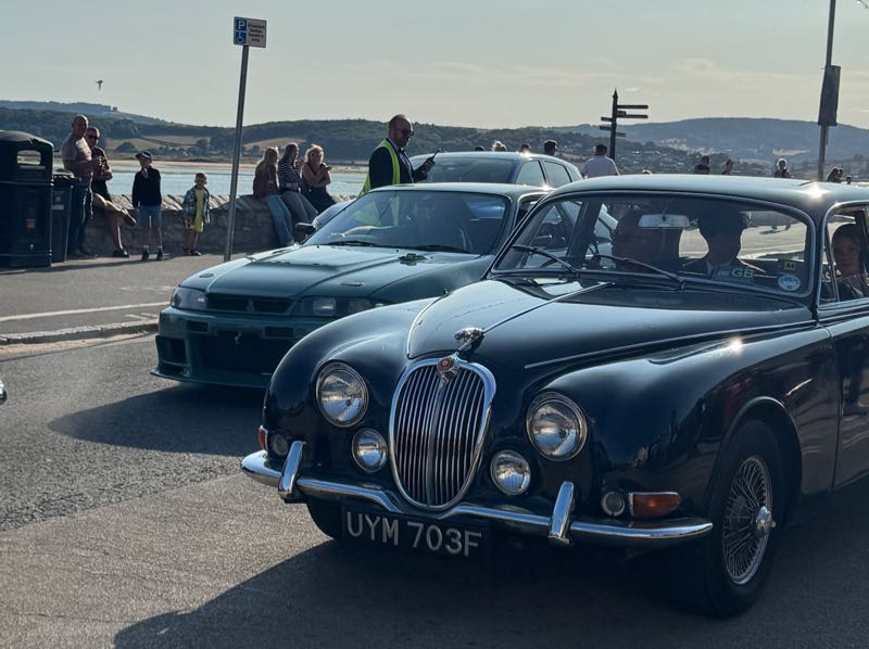 Jaguar Mark II spotted in Tournai
