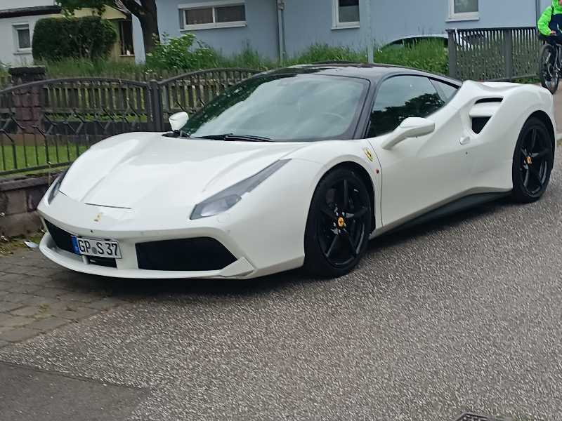 Ferrari 488 GTB spotted in Göppingen