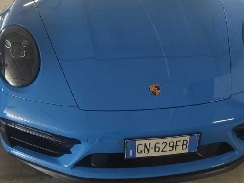 Porsche 911 (2022) spotted in Bergamo, Italy