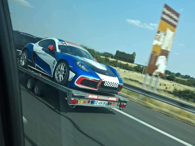 Porsche Cayman spotted in Caen