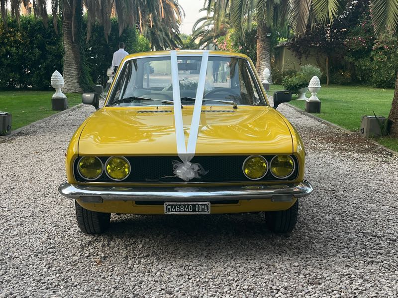 Fiat 124 Sport Coupe spotted in Lido di Ostia