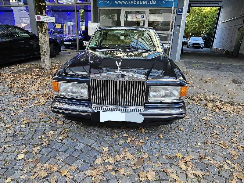Rolls-Royce Silver Spirit spotted in Munich