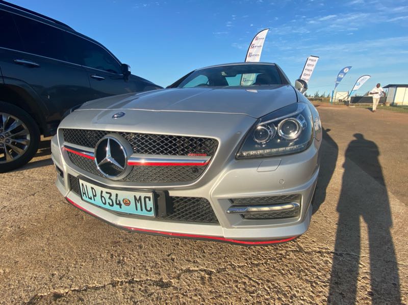 Mercedes-Benz SLK 55 AMG spotted in Maputo