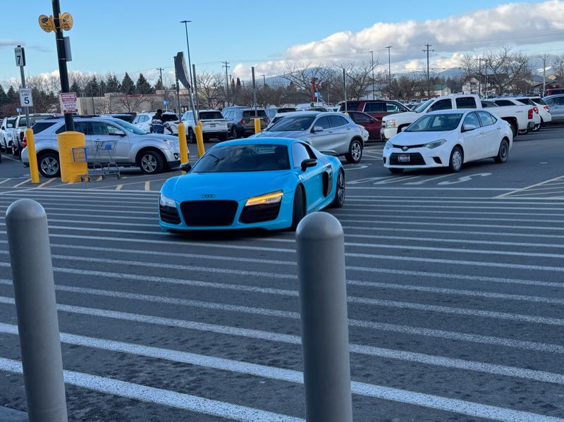 Audi R8 spotted in Spokane Valley