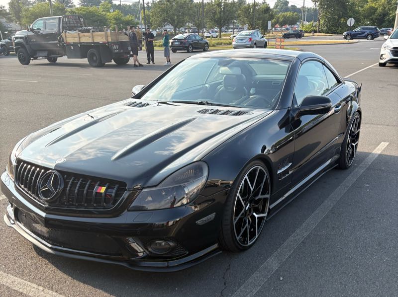 Mercedes-Benz SLK AMG spotted in Hartford