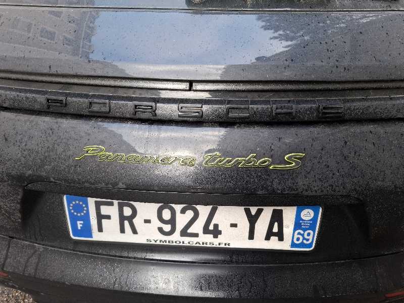 Porsche Panamera Turbo S spotted in Lyon