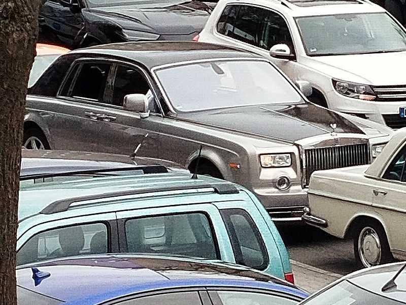 Rolls-Royce Phantom spotted in Rüsselsheim am Main