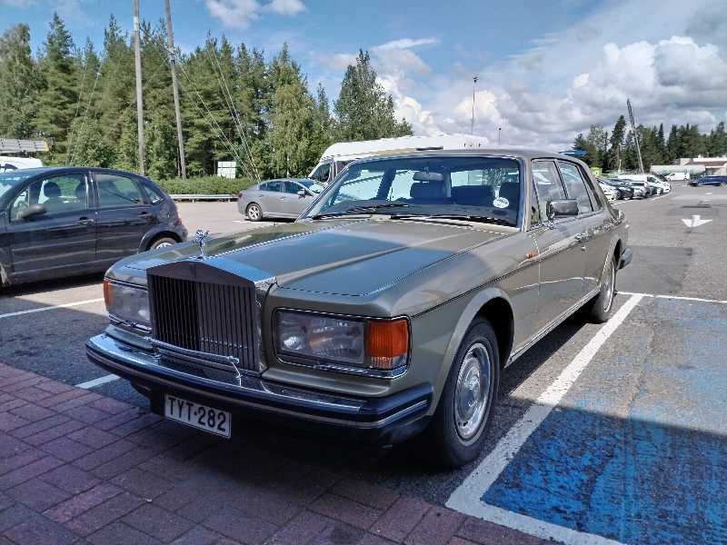 Rolls-Royce Silver Spirit spotted in Loimaa