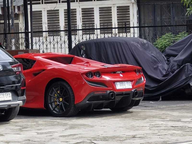 Ferrari F8 Spider spotted in Medan