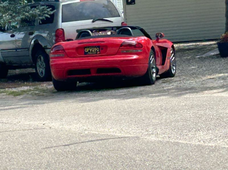 Dodge Viper spotted in Baluntaicun