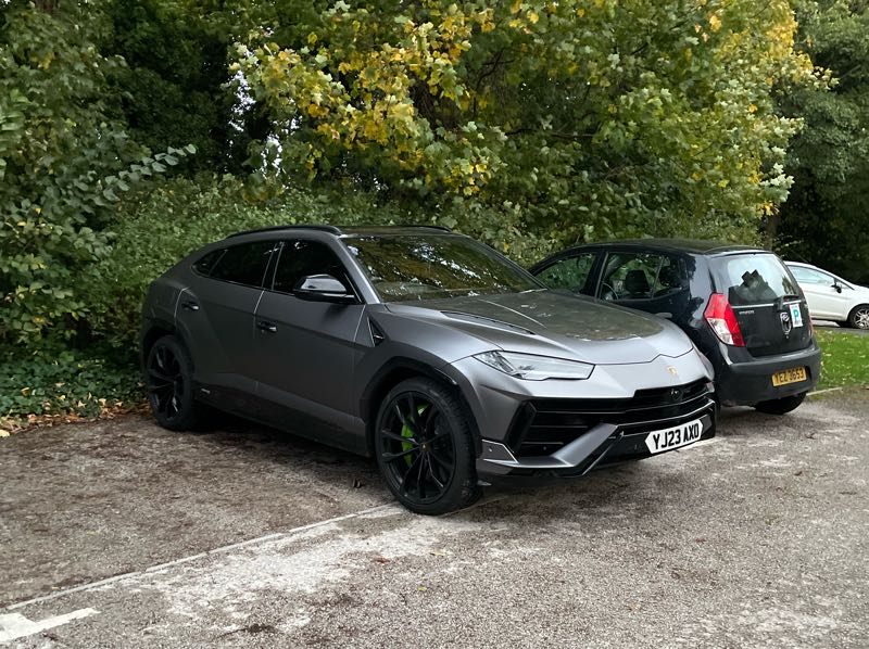 Lamborghini Urus (2023) spotted in Manchester, United Kingdom
