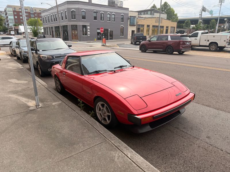 Mazda RX-7 spotted in Knoxville