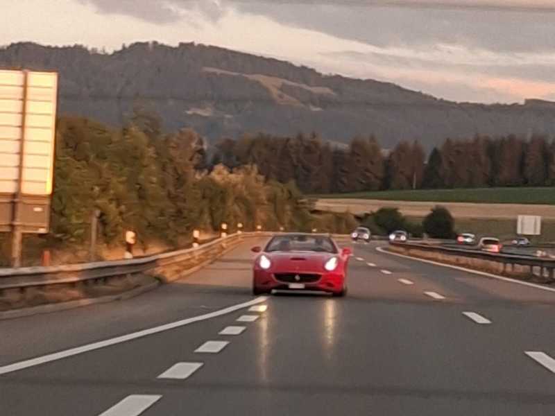 Ferrari California spotted in Bulle