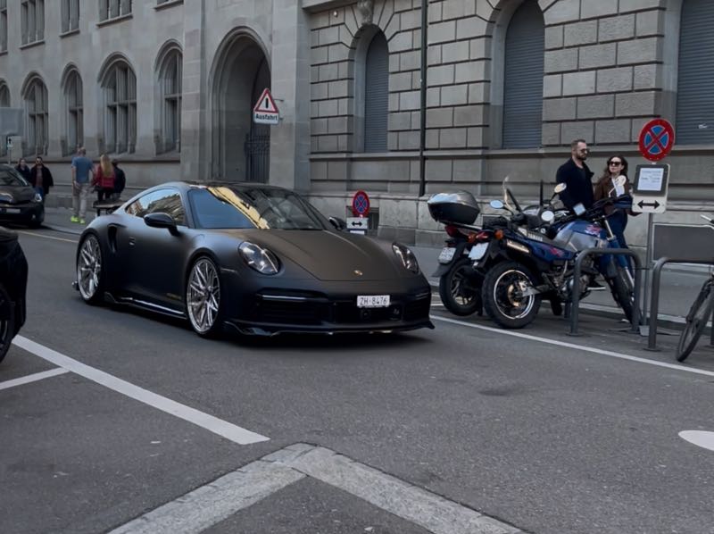 Porsche 911 (2022) spotted in Zürich, Switzerland